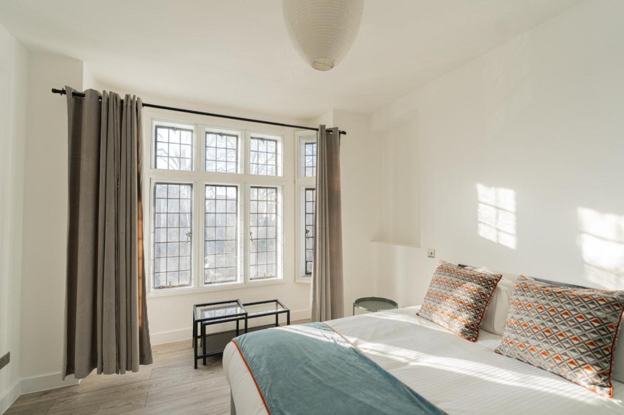 The Apartments Kensington High Street Londra Dış mekan fotoğraf