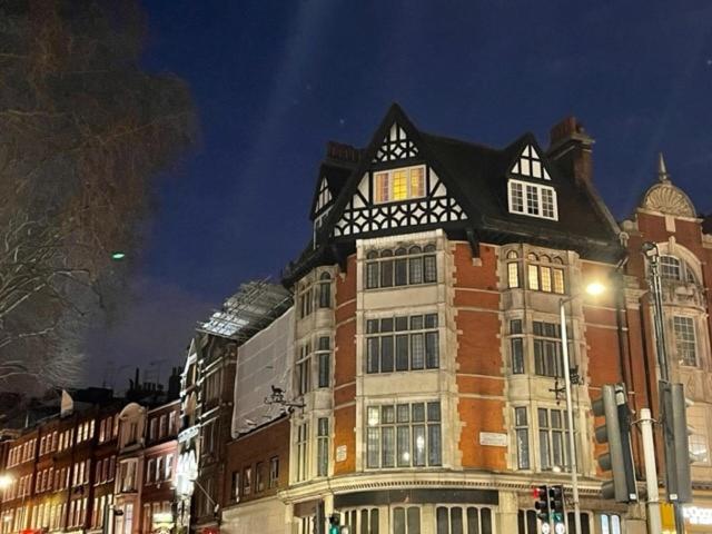The Apartments Kensington High Street Londra Dış mekan fotoğraf